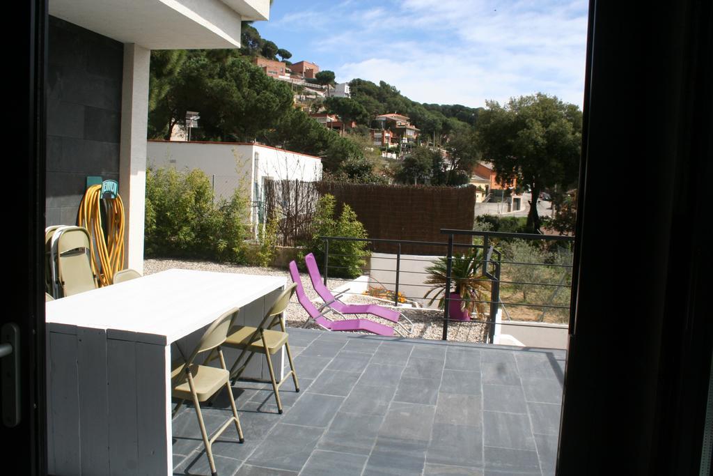 Casa Ceca De La Playa Y Barcelona, Con Piscina Climatizada Y Jacuzzi Villa Вайроманас Стая снимка
